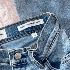 Aritzia Flair Jeans